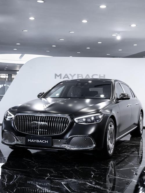 佛山56岚图汽车的售后服务让用户无忧出行，迈巴赫未来的豪华车趋势